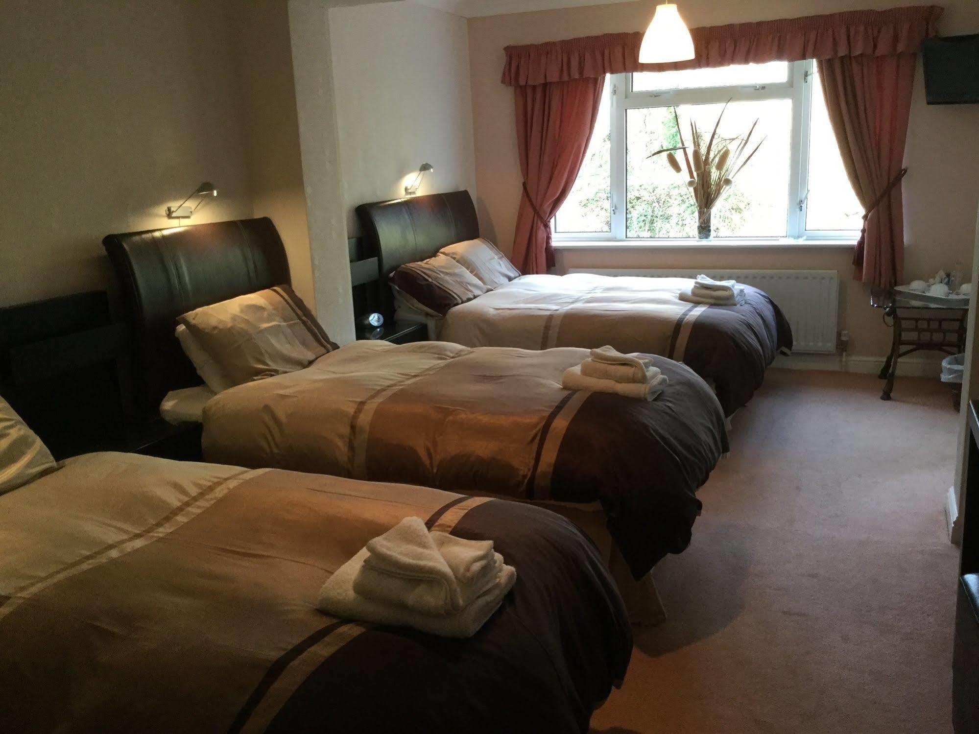 Faviere Guest House Stratford-Upon-Avon Bagian luar foto