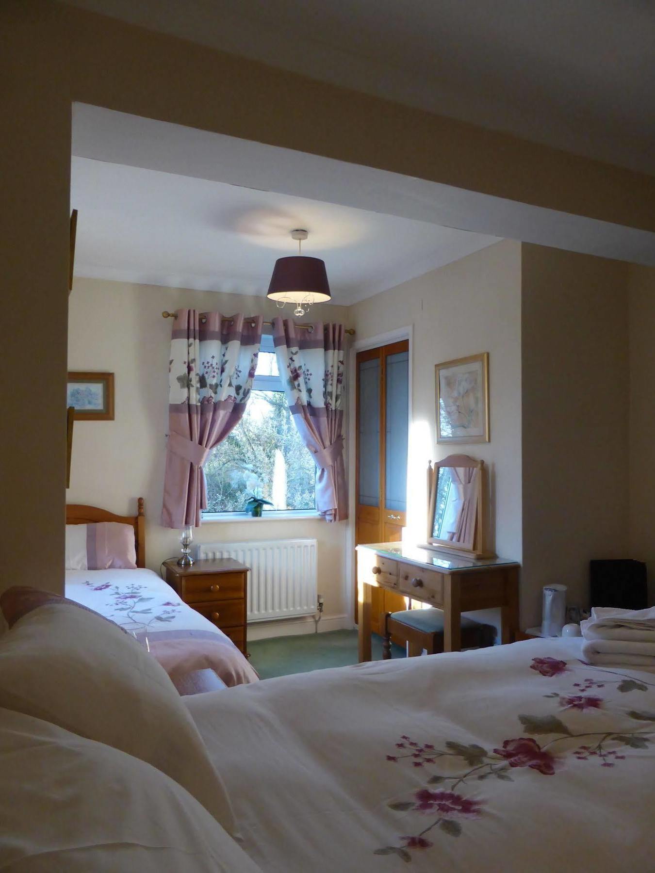 Faviere Guest House Stratford-Upon-Avon Bagian luar foto