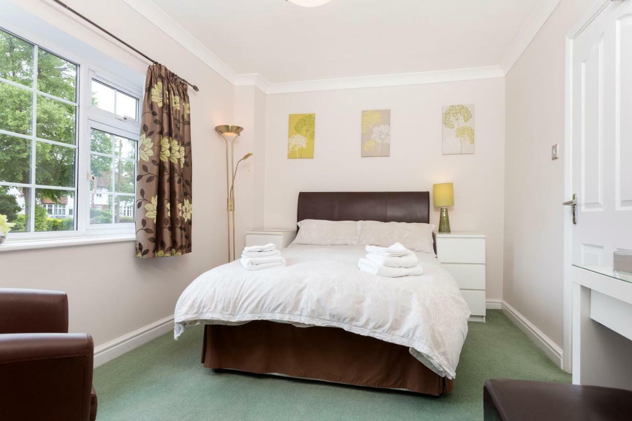 Faviere Guest House Stratford-Upon-Avon Bagian luar foto